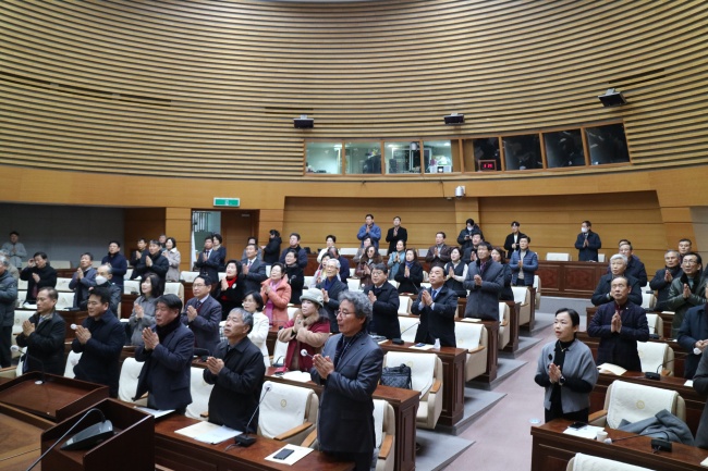 ̹ ŬϽø Ȯؼ   ֽϴ.